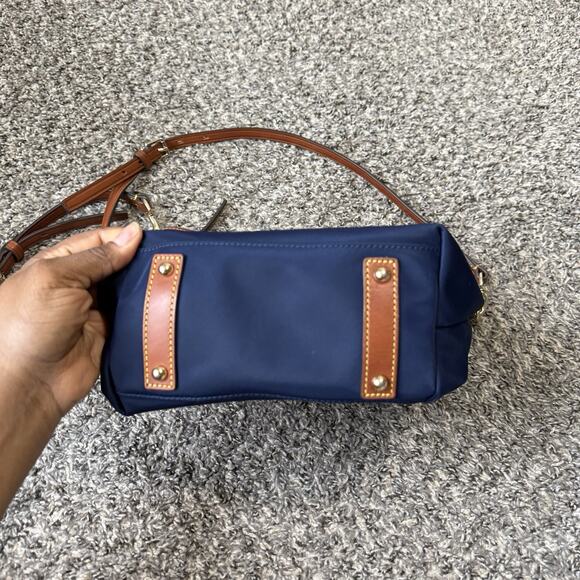 Dooney and Bourke Navy Wayfarer All Weather Hobo Crossbody Shoulder Bag - Picture 2 of 8